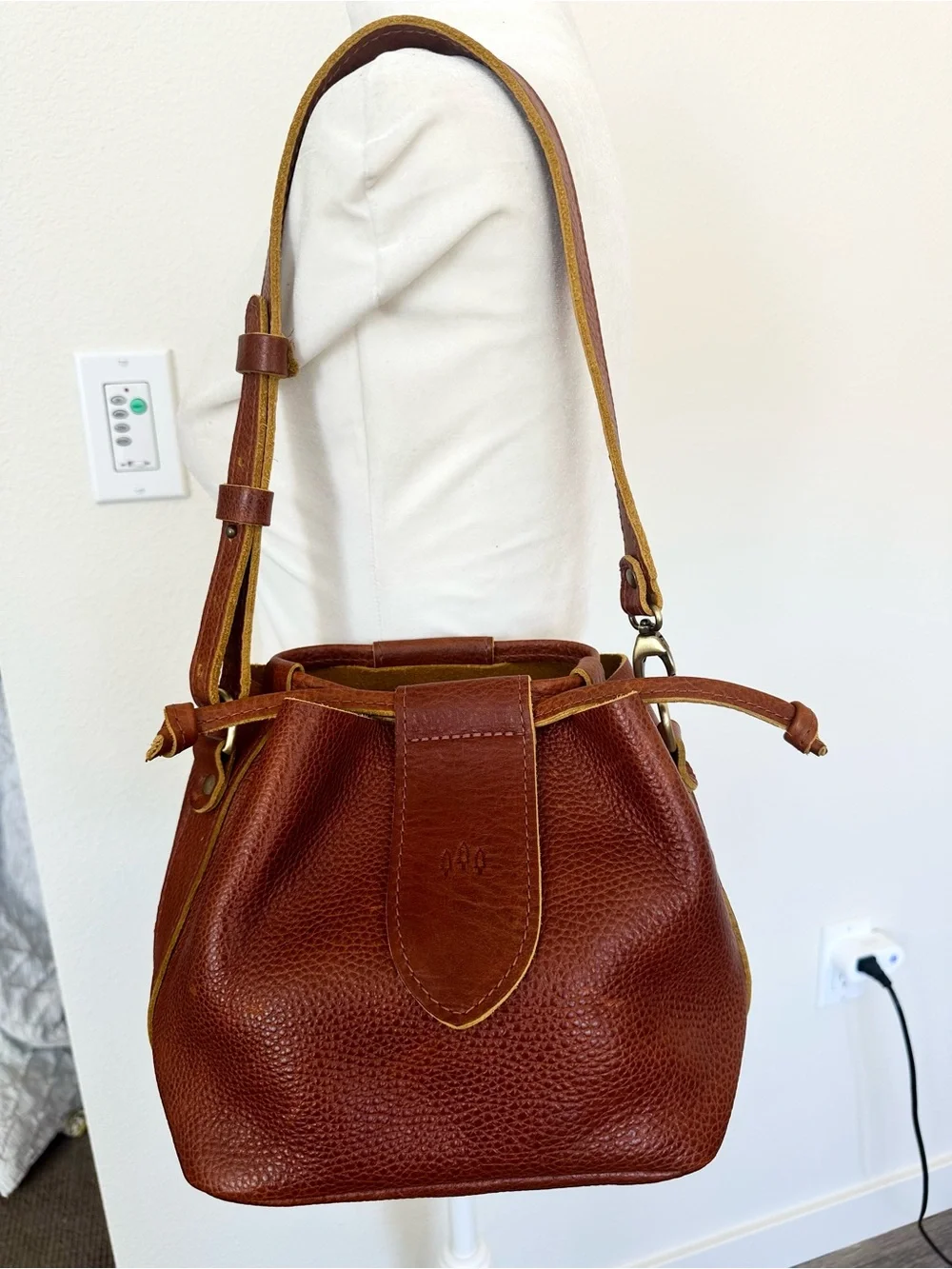 Portland Leather Goods Firefly Small Drawstring Bucket Bag Sienna Brown